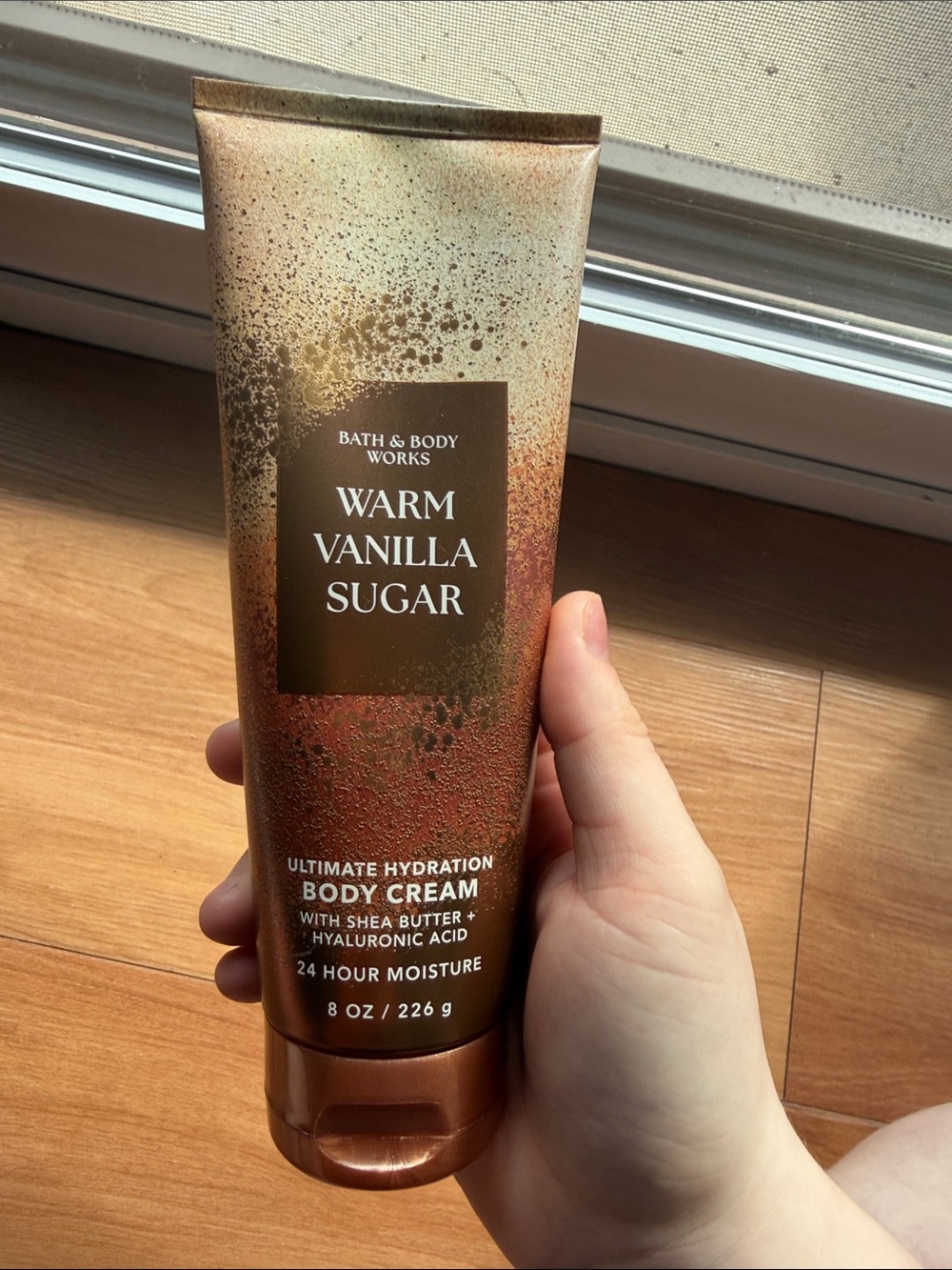 Bath & Body Works Warm Vanilla Sugar Body Cream - Gold/Brown
